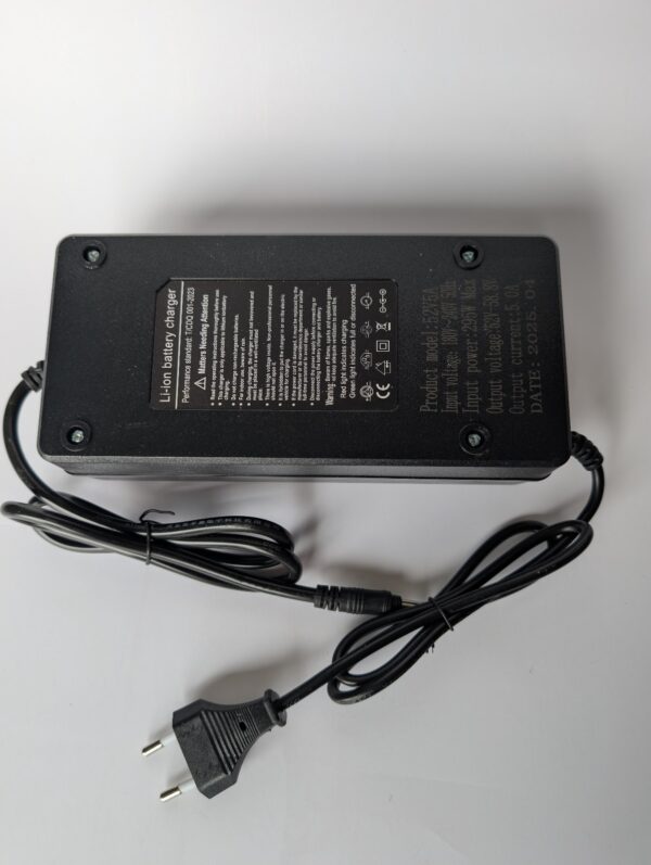 Ładowarka Li-ion 58.8V 5A