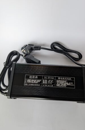 Ładowarka Li-io 54,6V 15A