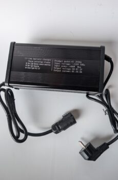 Ładowarka Li-ion 67,2V 20A