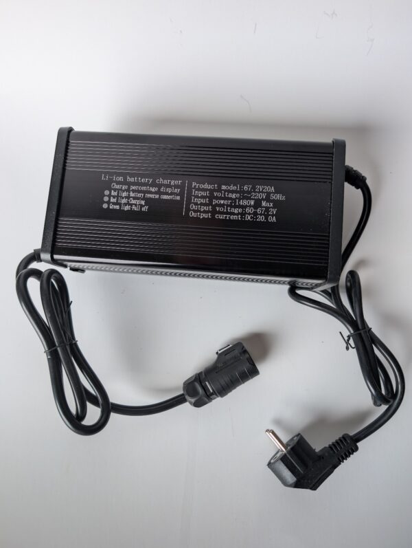 Ładowarka Li-ion 67,2V 20A